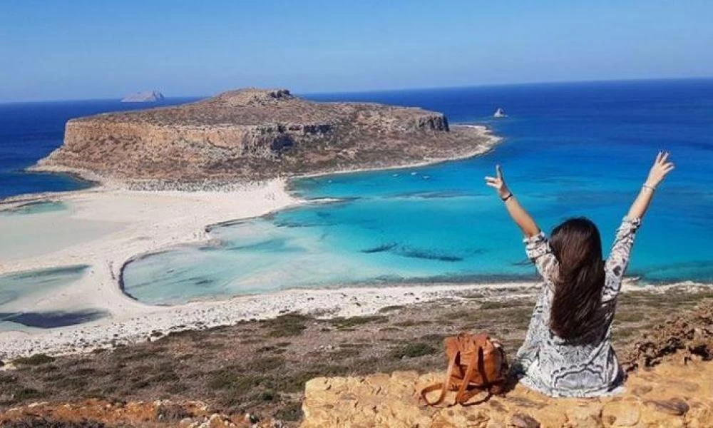 DLF: Ο κορονοϊος "χτυπά" τις οικογενειακές επιχειρήσεις στην Κρήτη